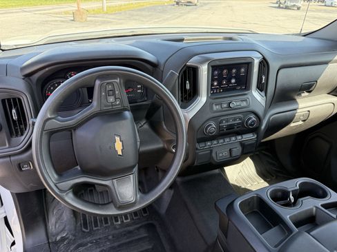 Used 2024 Chevrolet Silverado 1500 W/T w/ WT Fleet Convenience Package image 6