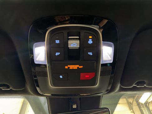 Used 2023 Hyundai Santa Fe Calligraphy AWD/4WD image 22