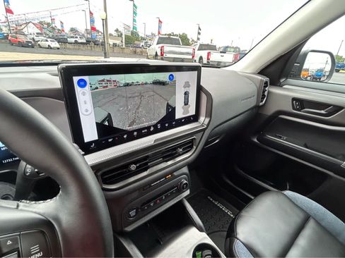 Used 2025 Ford Bronco Sport Outer Banks w/ Outer Banks Tech Package+ AWD/4WD image 37
