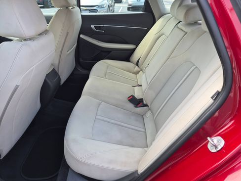 Used 2025 Hyundai Sonata SEL FWD image 28
