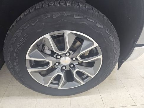 Used 2023 Chevrolet Silverado 1500 LT image 20