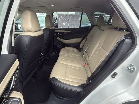 Certified 2025 Subaru Outback Limited AWD/4WD image 18