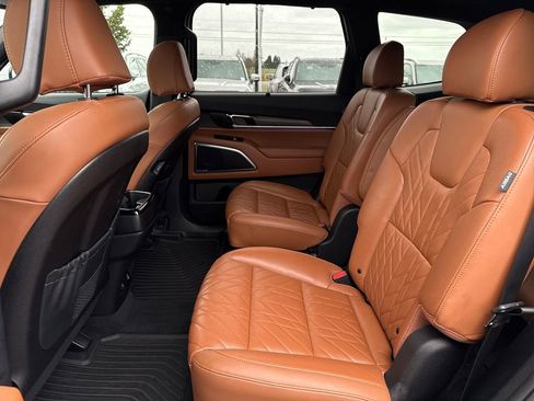 Used 2024 Kia Telluride SX Prestige X-Pro image 17