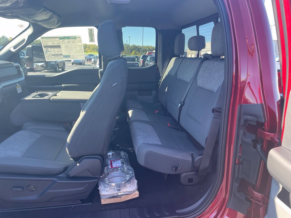 New 2027 Ford F250 XLT w/ 360-Degree Camera Package AWD/4WD image 25