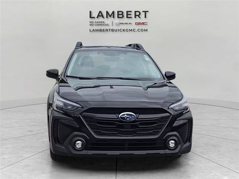 Used 2025 Subaru Outback Onyx Edition AWD/4WD image 8