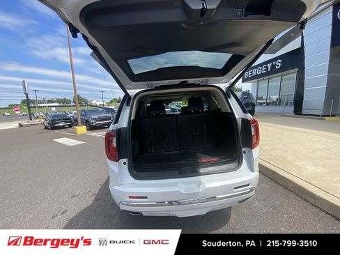 Certified 2022 GMC Acadia Denali w/ Denali Technology Package AWD/4WD image 29