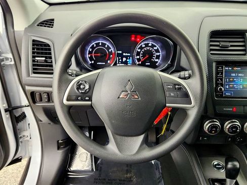 Used 2024 Mitsubishi Outlander Sport ES AWD/4WD image 13