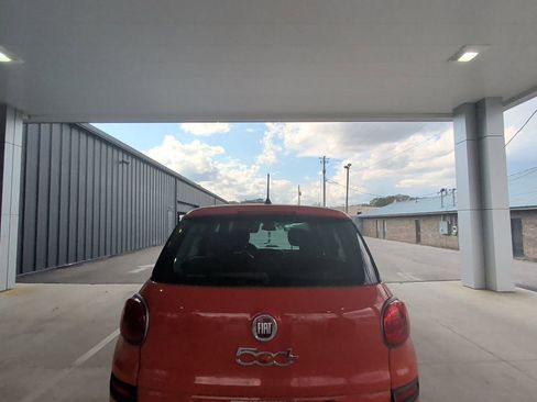 Used 2019 FIAT 500L Trekking w/ Popular Equipment Group image 6