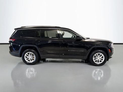 Used 2023 Jeep Grand Cherokee L Laredo w/ Luxury Tech Group I AWD/4WD image 10