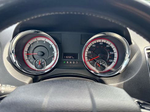Used 2018 Dodge Grand Caravan SXT FWD image 15