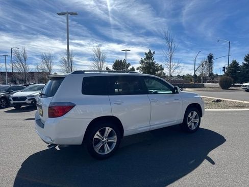 Used 2010 Toyota Highlander Sport image 3