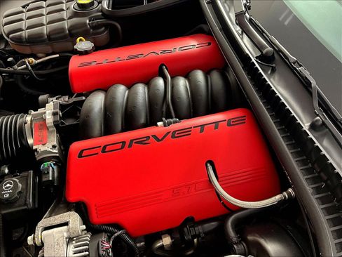 Used 2004 Chevrolet Corvette Z06 w/ Memory Package RWD image 31