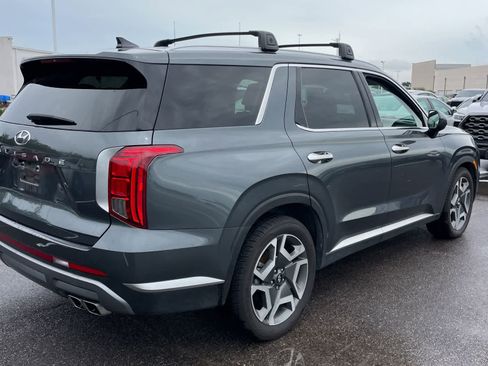 Used 2024 Hyundai Palisade SEL w/ Premium Package FWD image 5