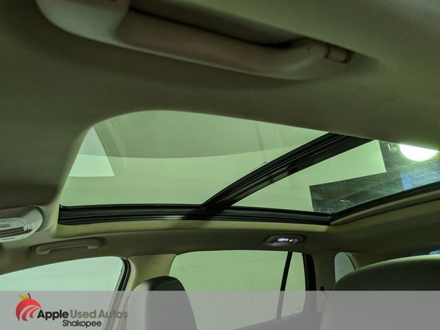 Used 2017 Buick Envision Premium AWD/4WD image 33