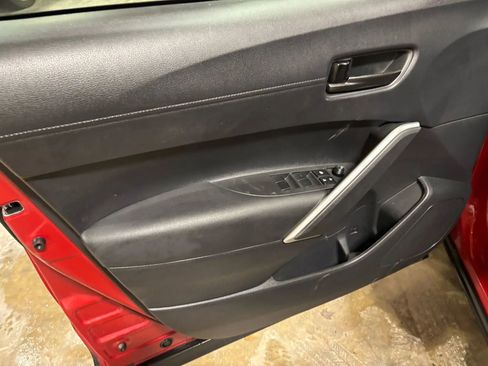 Used 2024 Toyota Corolla Cross LE image 36