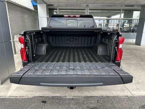 Used 2025 Chevrolet Silverado 1500 High Country w/ Midnight Edition AWD/4WD image 34