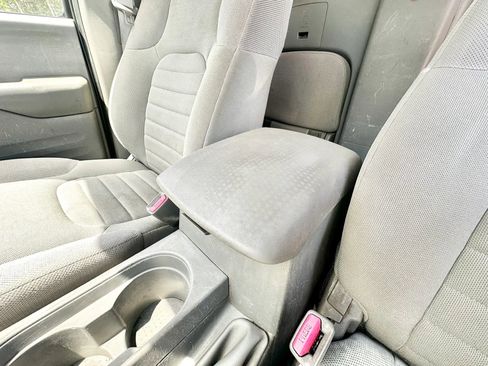 Used 2016 Nissan Frontier S RWD image 31