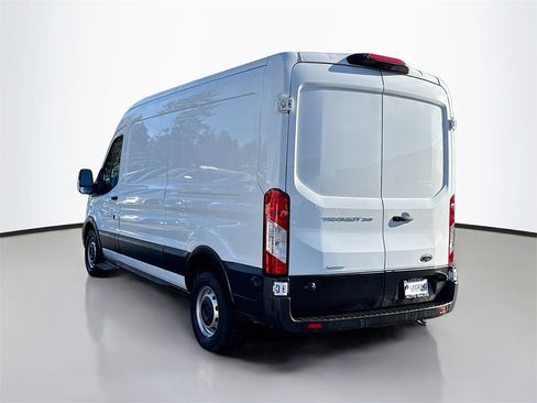 Used 2020 Ford Transit 250 Medium Roof image 8
