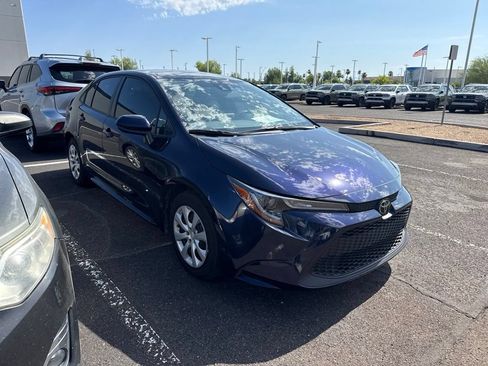 Used 2022 Toyota Corolla LE w/ Carpet Mat Package (TMS) FWD image 3