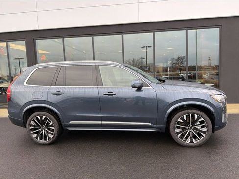 New 2026 Volvo XC90 B6 Plus w/ Protection Package Premier image 2