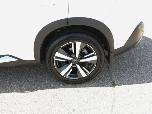 Used 2023 Nissan Rogue SL w/ SL Premium Package AWD/4WD image 6