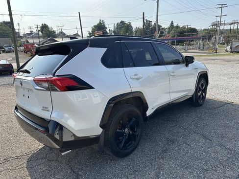 Used 2019 Toyota RAV4 XSE AWD/4WD image 3