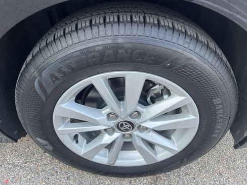 Used 2026 Toyota Camry LE FWD image 14