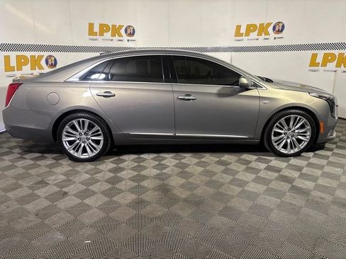 Used 2019 Cadillac XTS Platinum FWD image 44