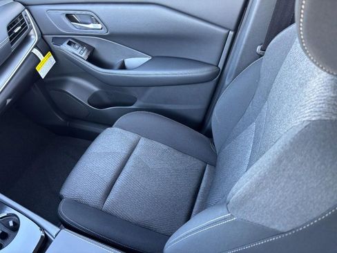 New 2026 Nissan Rogue SV image 10