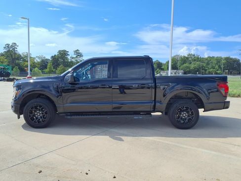 Used 2024 Ford F150 XLT w/ XLT Black Appearance Package RWD image 8