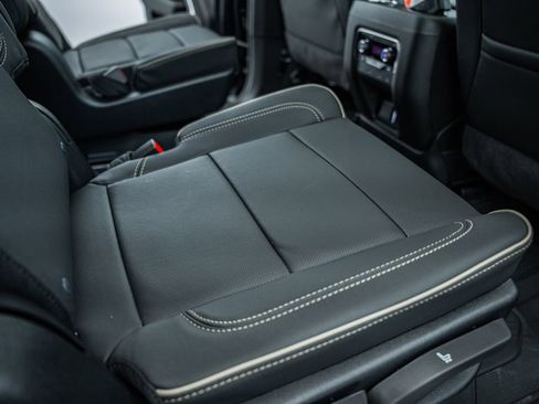 New 2026 Chevrolet Tahoe Premier AWD/4WD image 36