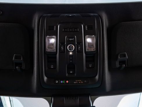 Used 2024 GMC Yukon Denali Ultimate image 29