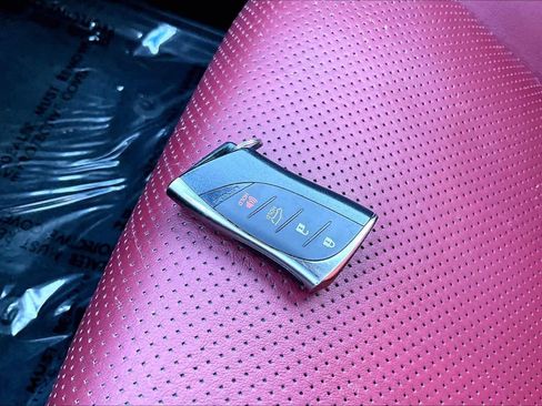 Used 2020 Lexus GX 460 Luxury w/ Off Road Package image 15