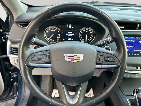 Used 2021 Cadillac XT4 Premium Luxury AWD/4WD image 30