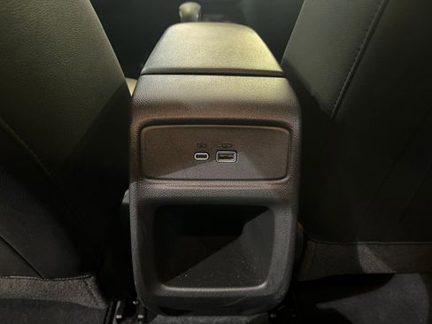 Used 2025 Chevrolet Trax LT w/ LT Convenience Package image 23