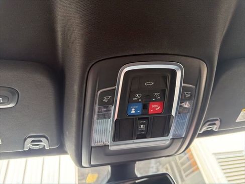 Used 2020 RAM 1500 Limited image 30