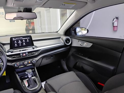 Used 2024 Kia Forte LXS w/ LXS Technology Package FWD image 66