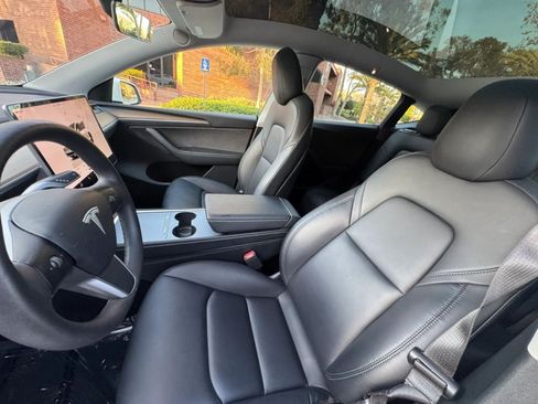 Used 2024 Tesla Model Y Performance AWD/4WD image 20