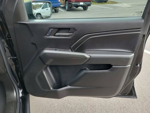 Used 2024 Chevrolet Colorado W/T image 38