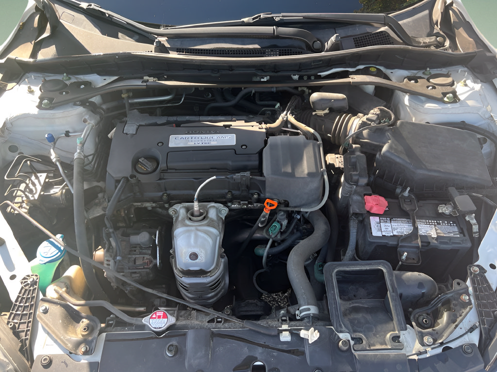 Used 2015 Honda Accord EX-L image 9