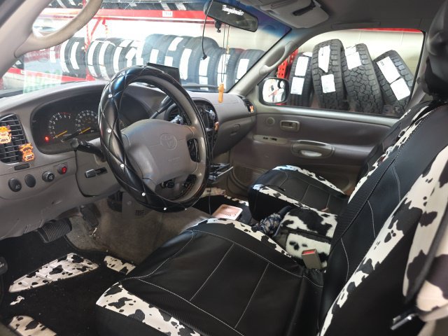 Used 2000 Toyota Tundra Limited RWD image 9