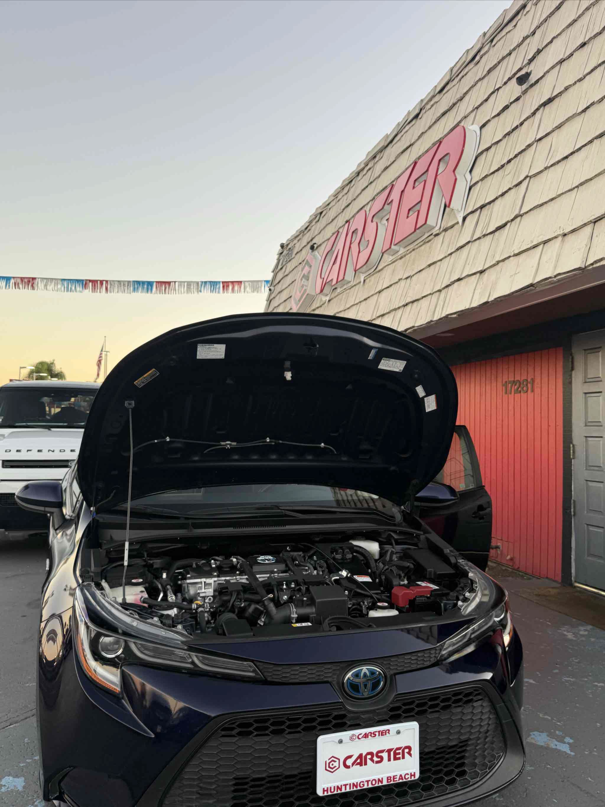 Used 2020 Toyota Corolla LE FWD image 95