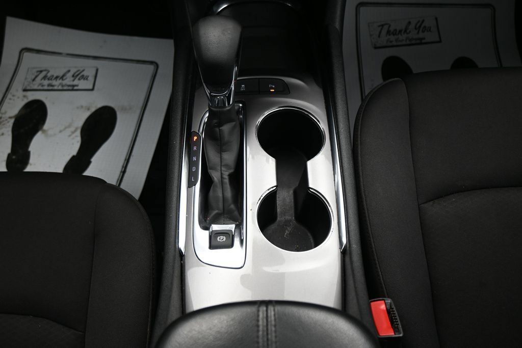 Used 2024 Chevrolet Malibu LT FWD image 19