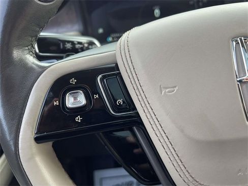 Used 2022 Lincoln Aviator Reserve w/ Elements Package Plus image 21