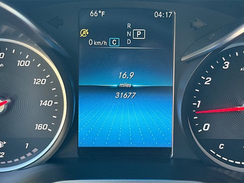 Certified 2022 Mercedes-Benz GLC 300 4MATIC image 34