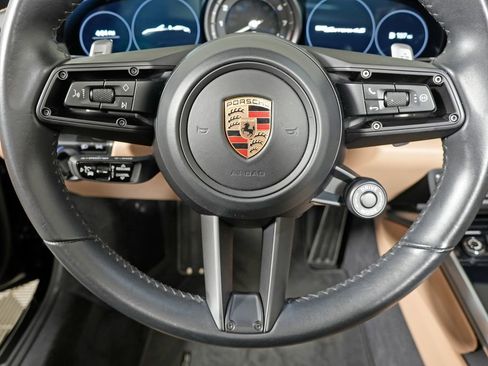 Certified 2020 Porsche 911 Carrera 4S AWD/4WD image 33