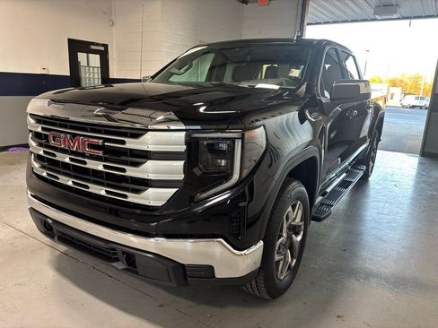 New 2026 GMC Sierra 1500 SLE w/ Preferred Package AWD/4WD image 34