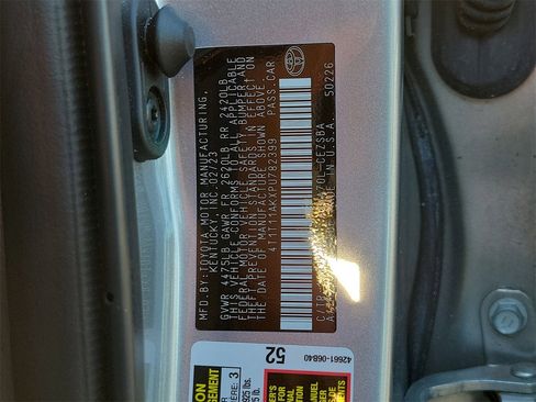 Used 2023 Toyota Camry SE image 33