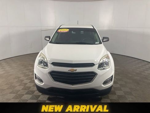 Used 2017 Chevrolet Equinox LS image 8