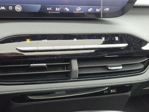 New 2026 Buick Enclave Sport Touring w/ Power Package FWD image 30